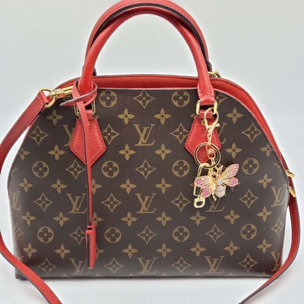 LV Authentic Gold Lock & Key 🔑 Luxury Bag Charm w/ Unbranded Keychain - Picture 8 of 8